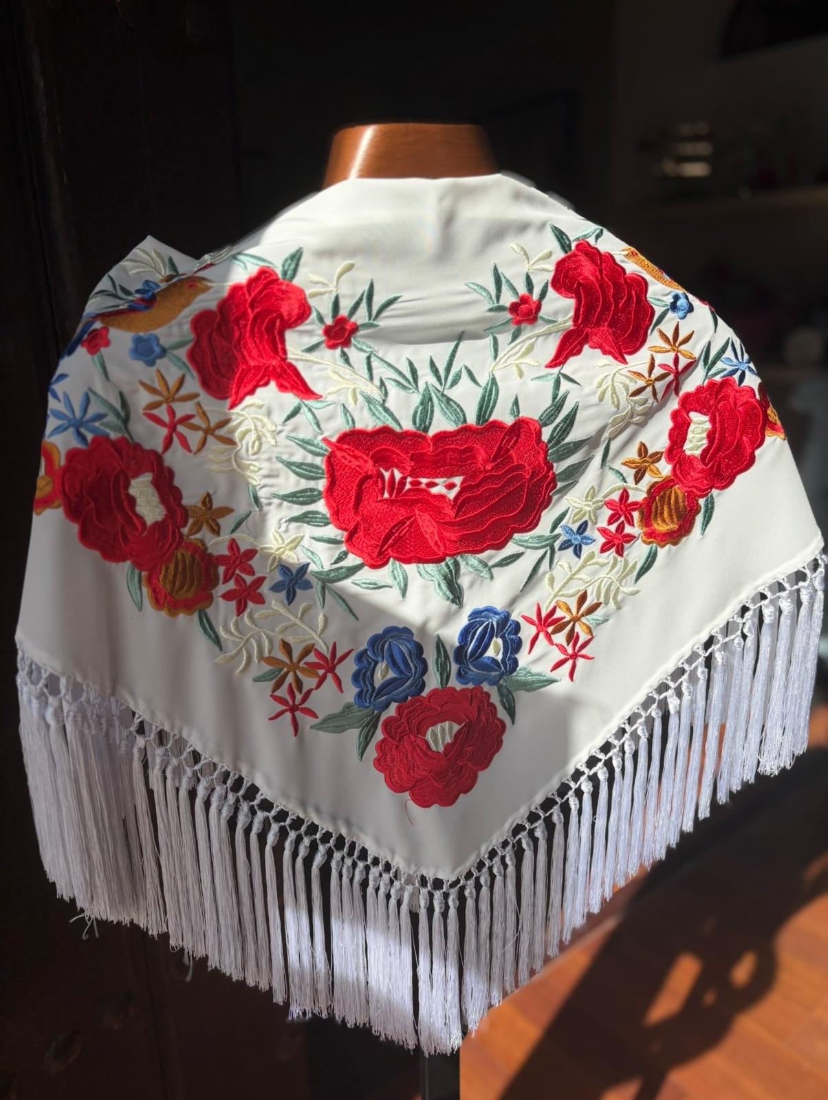 Mantón de Cantillana