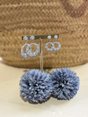 Aros celeste lunar blanco