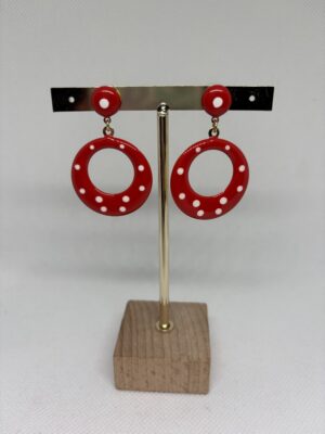 Aros medianos rojo lunar blanco