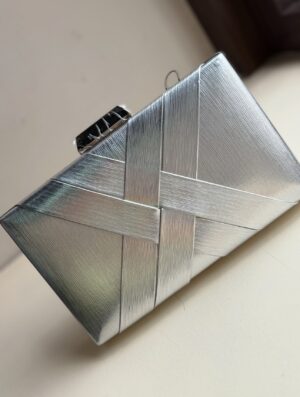 Cartera de invitada plata