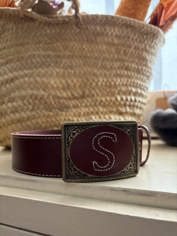Cinturón personalizado labrado