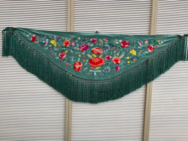 Mantón Marisol verde