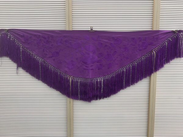 Mantón Marisol morado