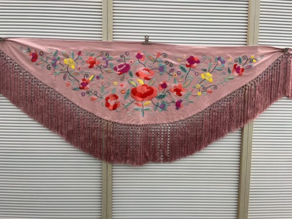 Mantón Marisol rosa