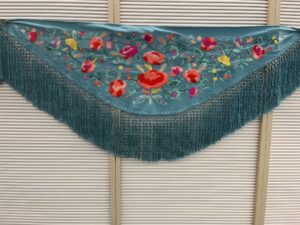 Mantón Marisol agua marina