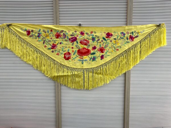 Manton Marisol amarillo