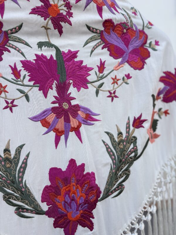 Mantón soleá blanco