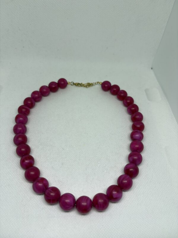 Collar de bolas grandes buganvilla