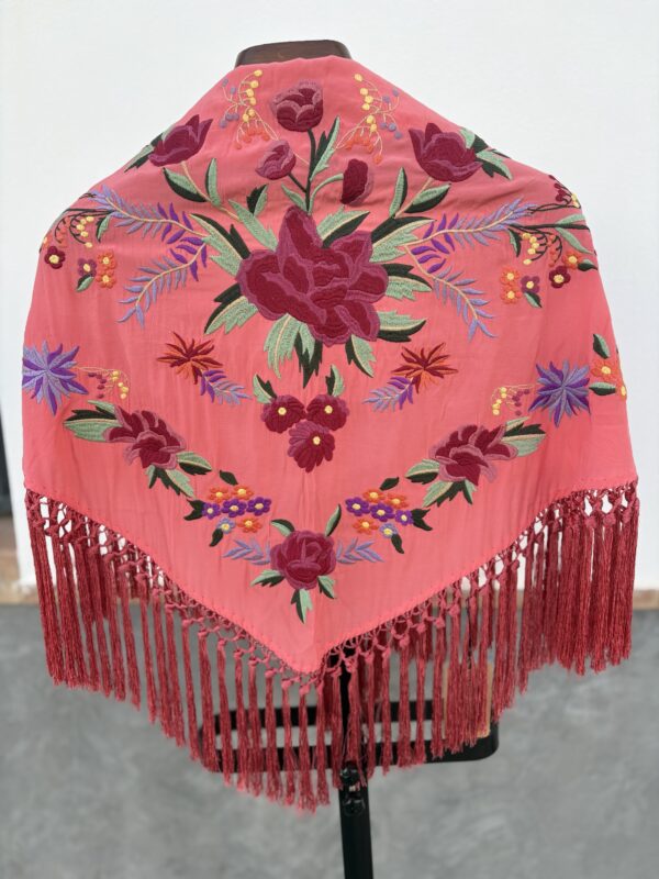 Mantón Soleá coral