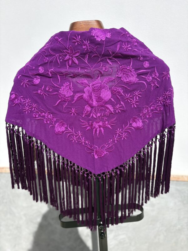 Mantón Beli morado
