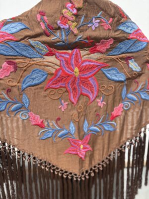 Mantón Dalia chocolate