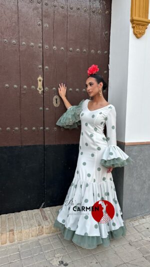 Modelo Lucia
