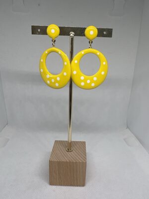 Aros amarillo lunar blanco